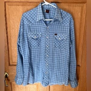 Vintage Wrangler pearl snap Blue Plaid, long sleeve Shirt
